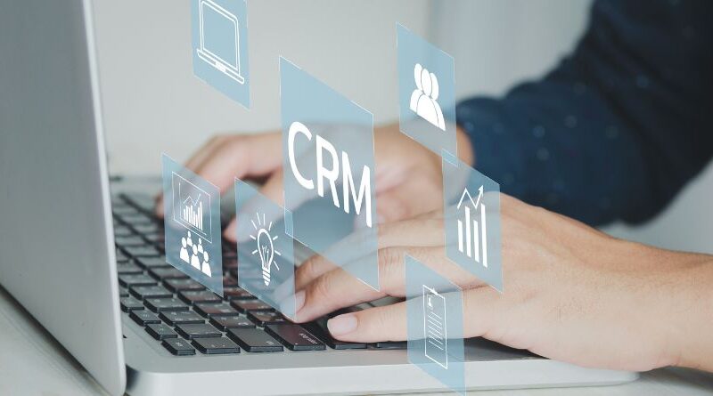 11 Benefits of CRM Systems-featured